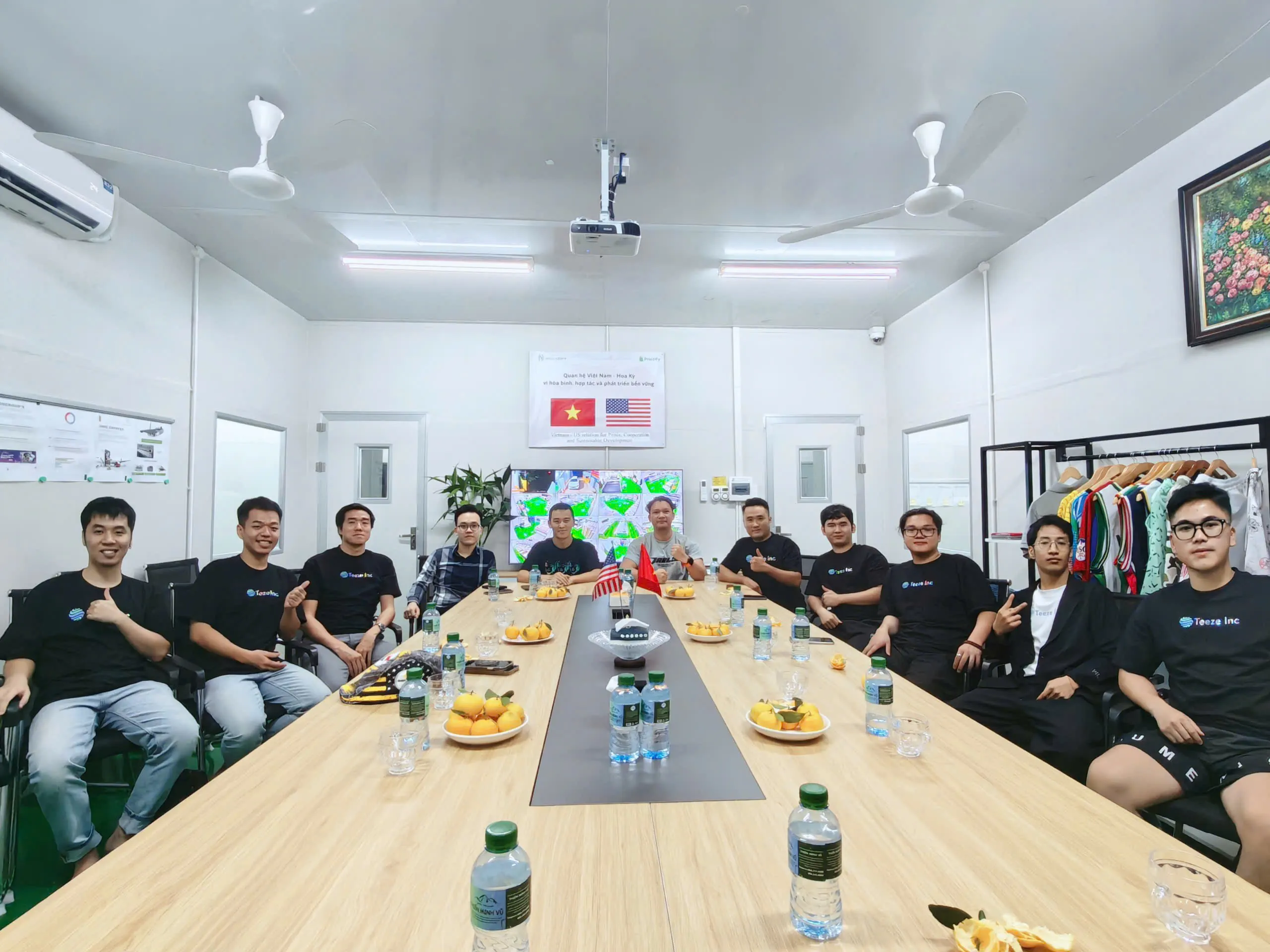 The Onos team meeting with partners